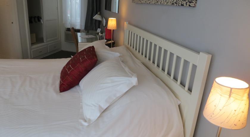 Bayside Hotel