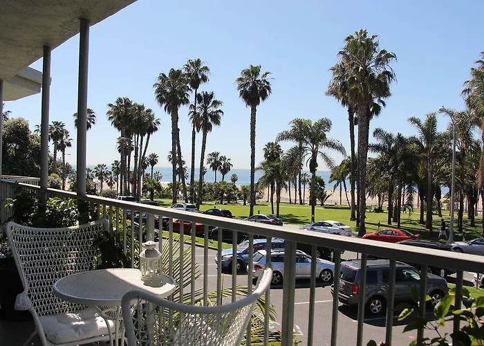 Bayside Hotel