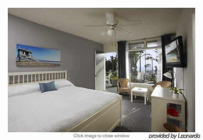Bayside 3*